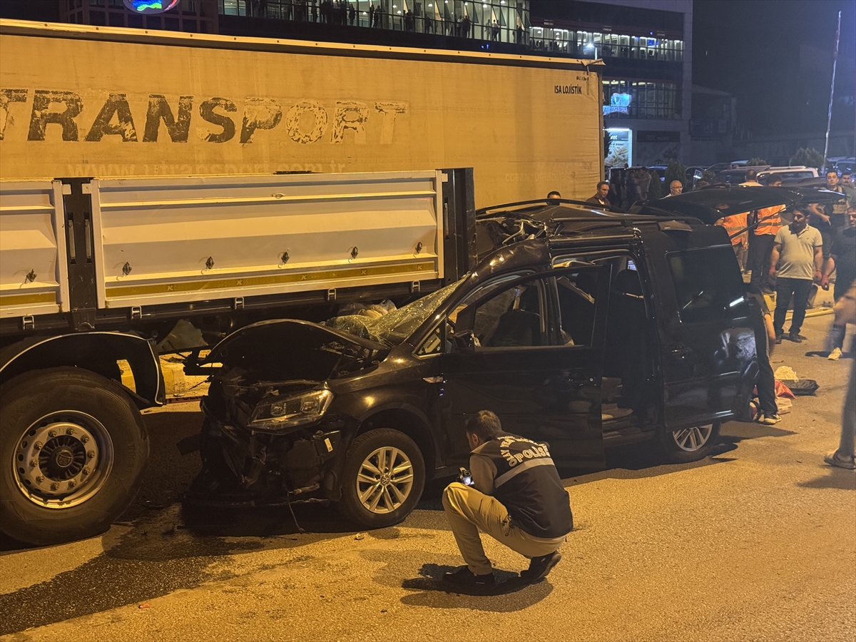 Çankırı'da tıra çarpan araçtaki 5 özel harekat kursiyerinden 2'si öldü, 3'ü yaralandı - Görsel 2