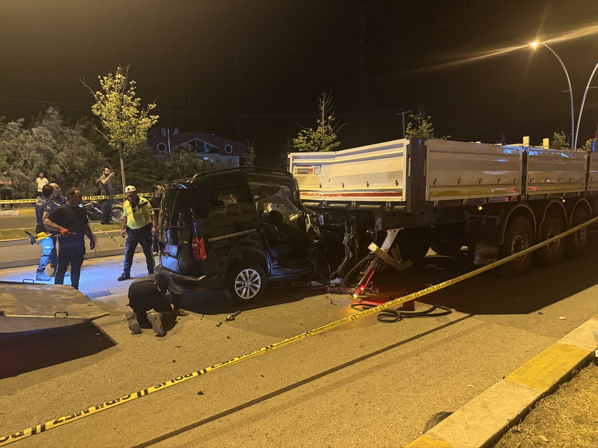 Çankırı'da tıra çarpan araçtaki 5 özel harekat kursiyerinden 2'si öldü, 3'ü yaralandı - Görsel 5