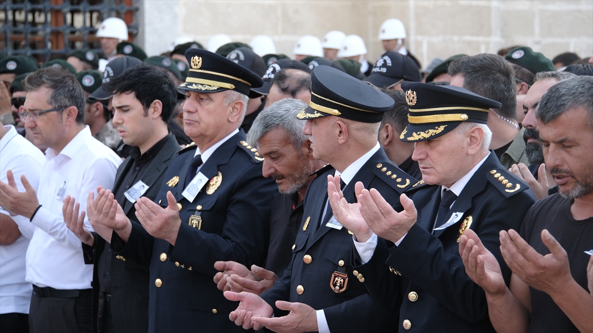 Çankırı'daki kazada hayatını kaybeden özel harekat kursiyeri Ergin Konya'da defnedildi - Görsel 4