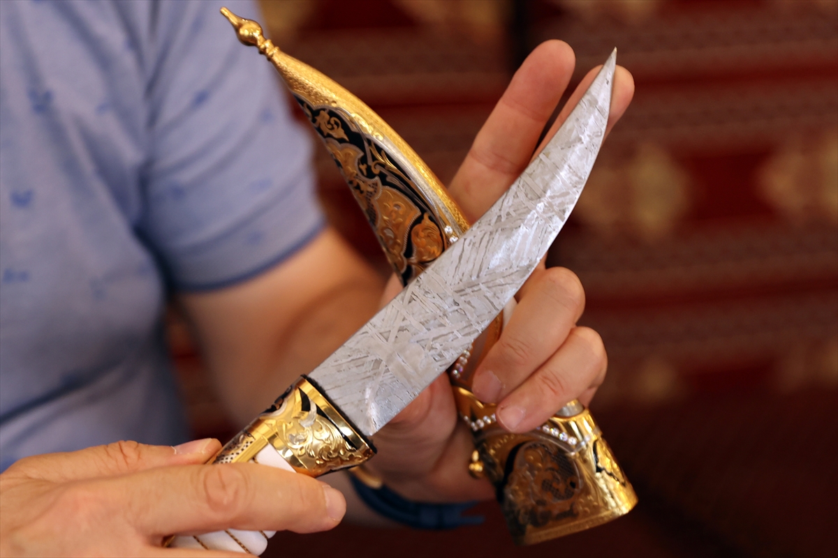 Konya'da gök taşından takı ve bıçak üreten girişimci uzay merakını sektöre taşıyor - Görsel 2