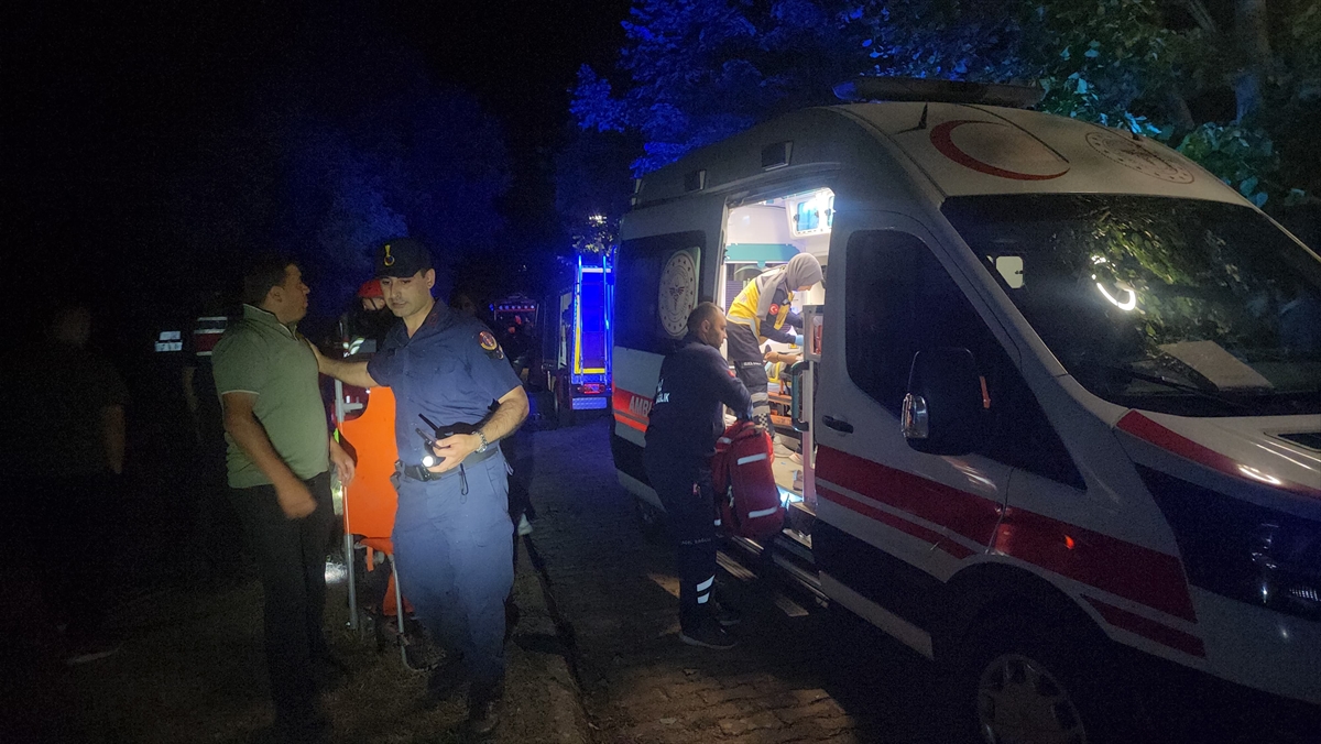 Seydişehir'de Heyecanlandıran Kurtarma: operasyonu, Mağarada Mahsur Kalan 2  Kişiye Ulaştı! - Görsel 6