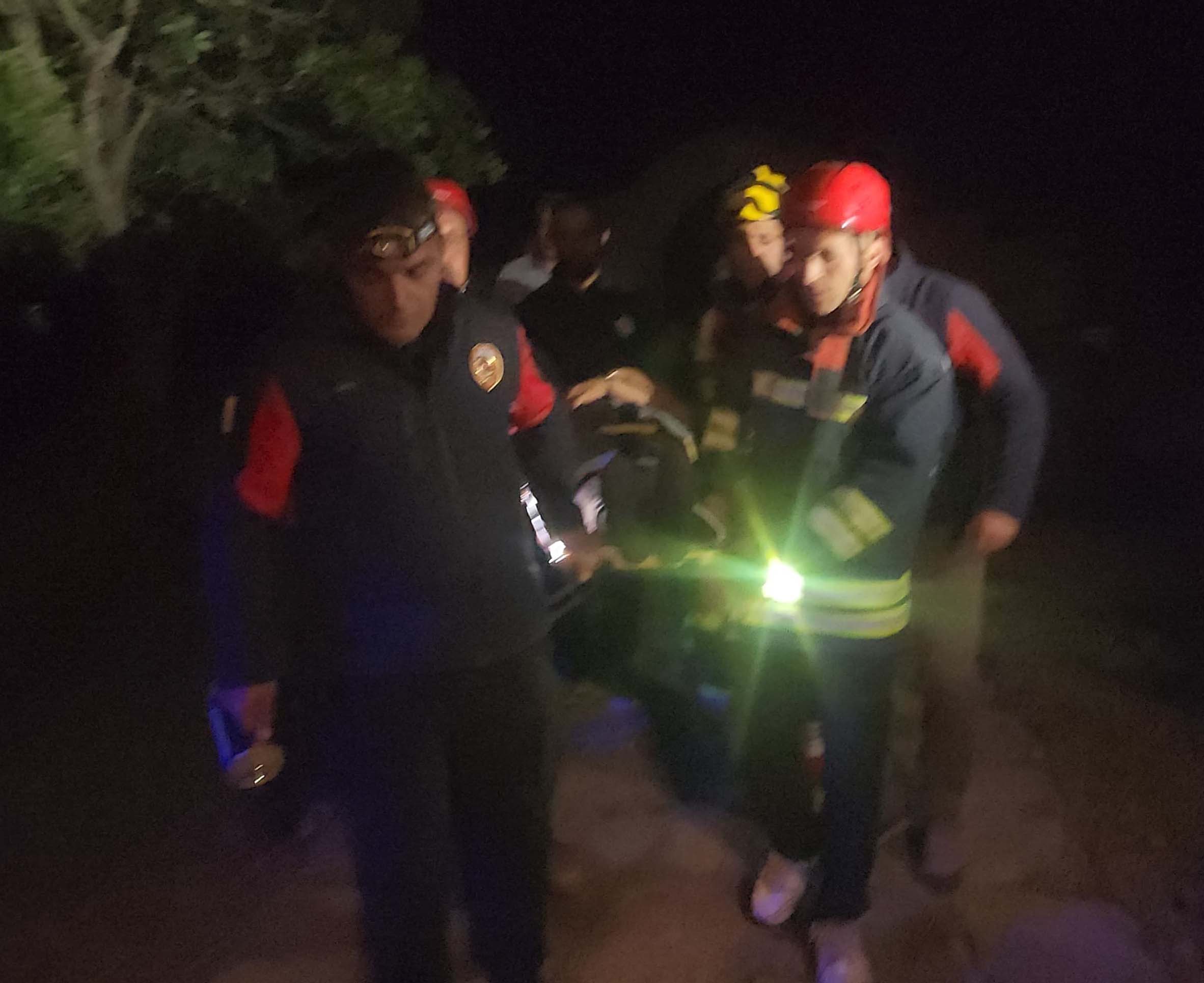 Seydişehir'de Heyecanlandıran Kurtarma: operasyonu, Mağarada Mahsur Kalan 2  Kişiye Ulaştı! - Görsel 14