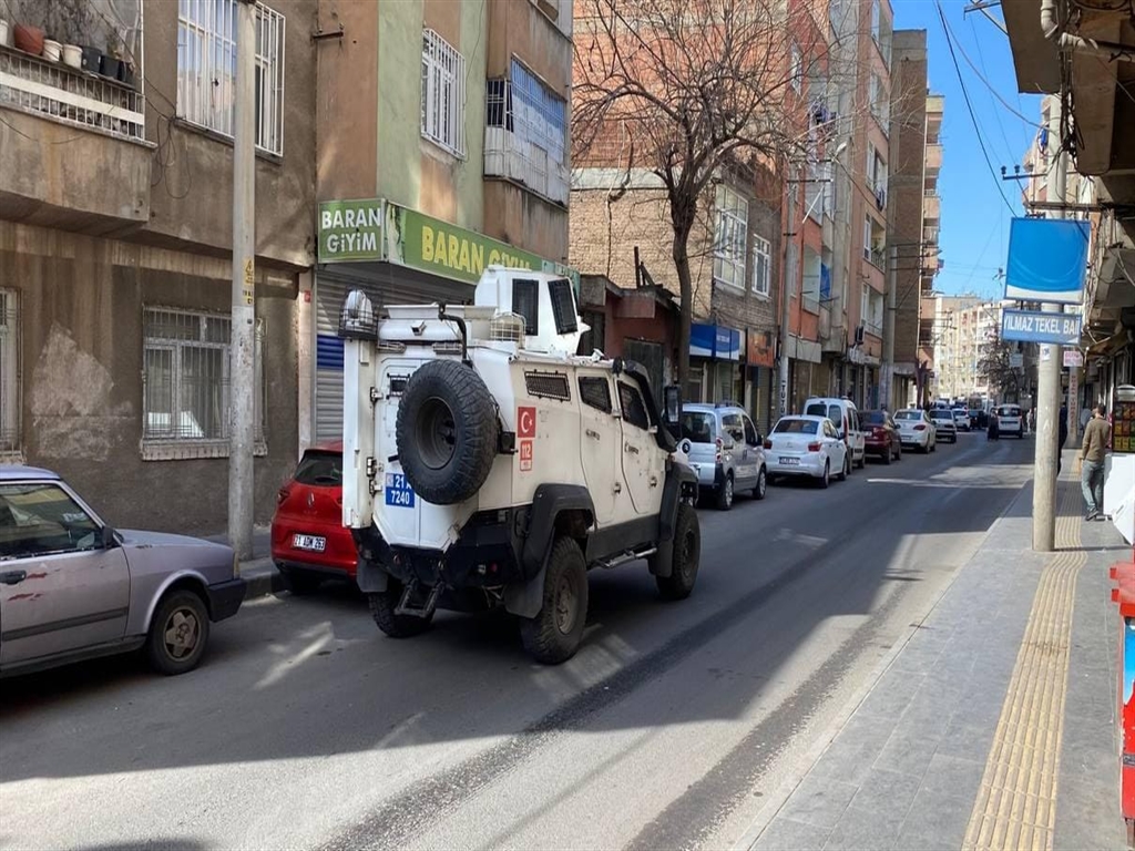 Diyarbakır - Kayınpederi, tartıştığı gelinini tabancayla öldürdü - Görsel 1