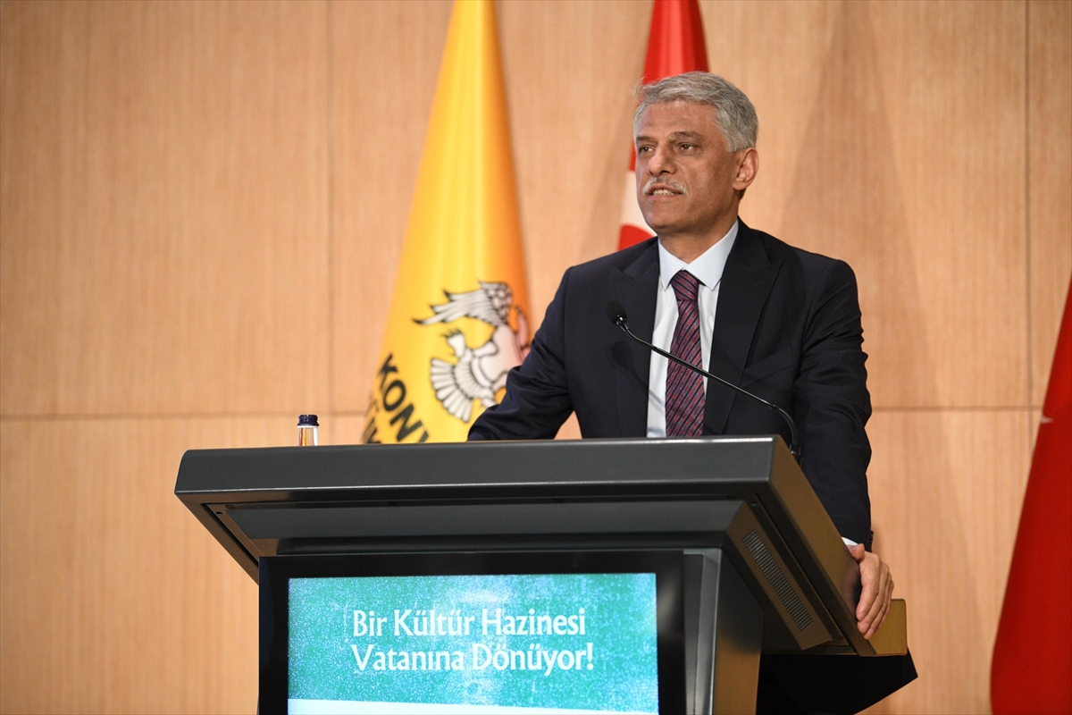 757 yıllık el yazması Konya'ya iade edildi - Görsel 1