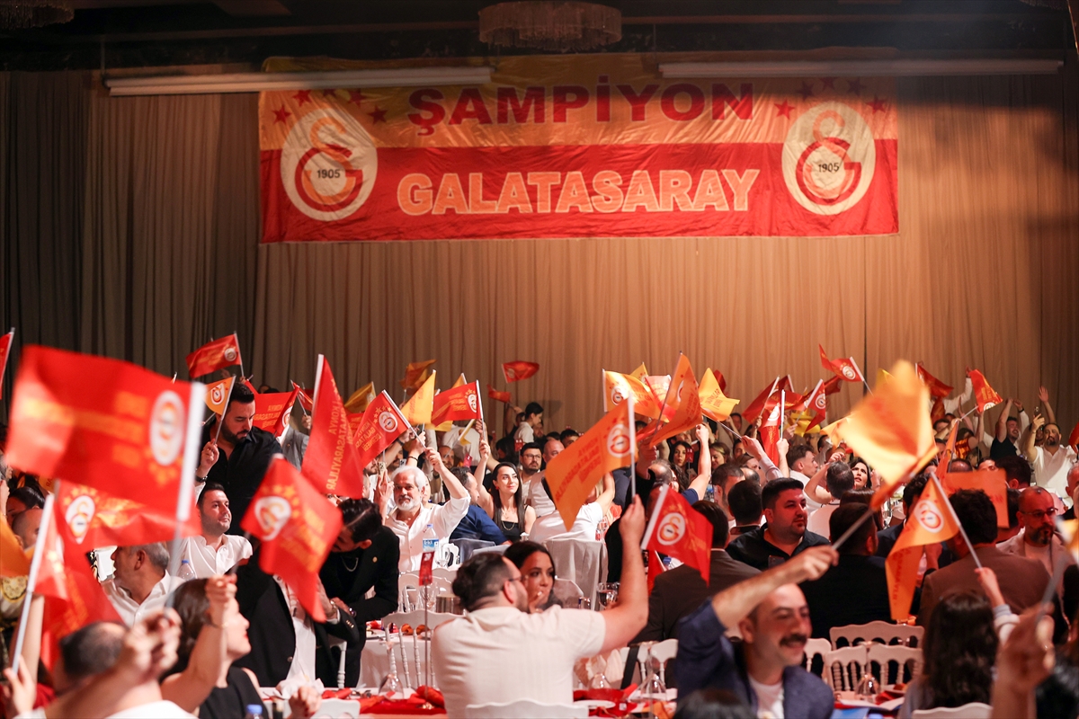 Galatasaray'ın 25. şampiyonluğu Konya'da kutlandı - Görsel 1