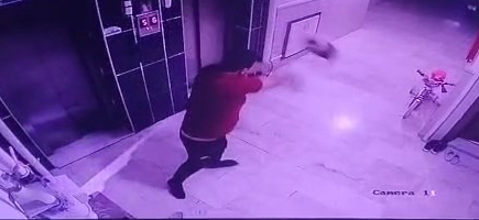 Konya'da kediye şiddet uygulayan şüpheli yakalandı - Görsel 3