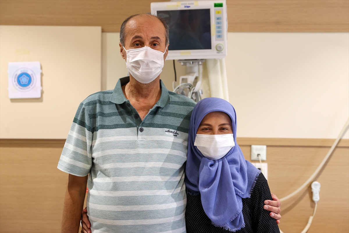 KONYA - Böbrek nakli bekleyen kardeşlerin yüzü bir ay arayla aynı hastanede güldü - Görsel 1