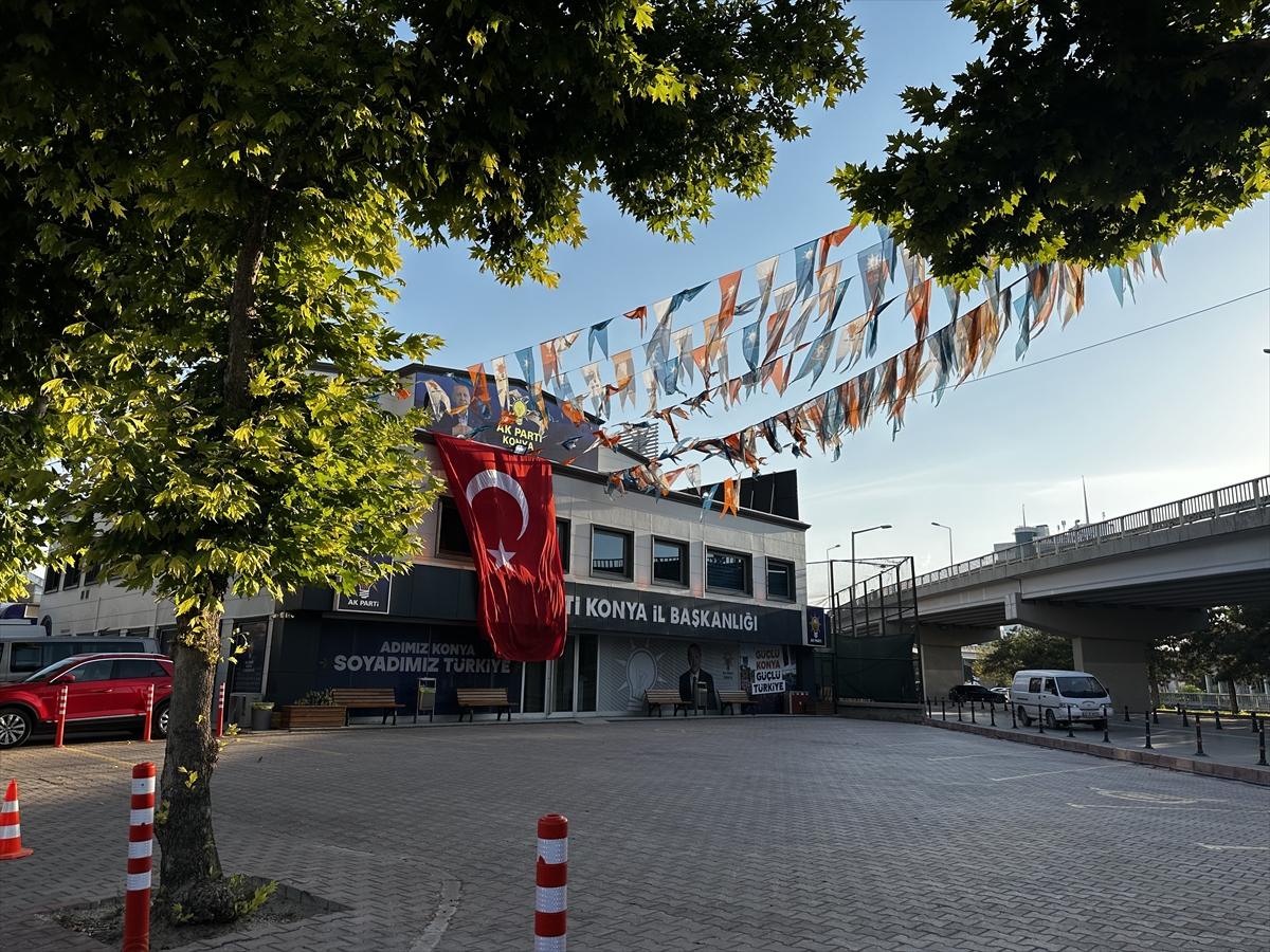 Konya'da kamu binalarına  - Görsel 1