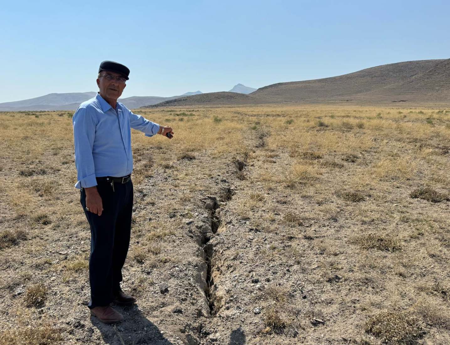 Konya'da yüzey yarıkları, mahalleliyi tedirgin ediyor - Görsel 3