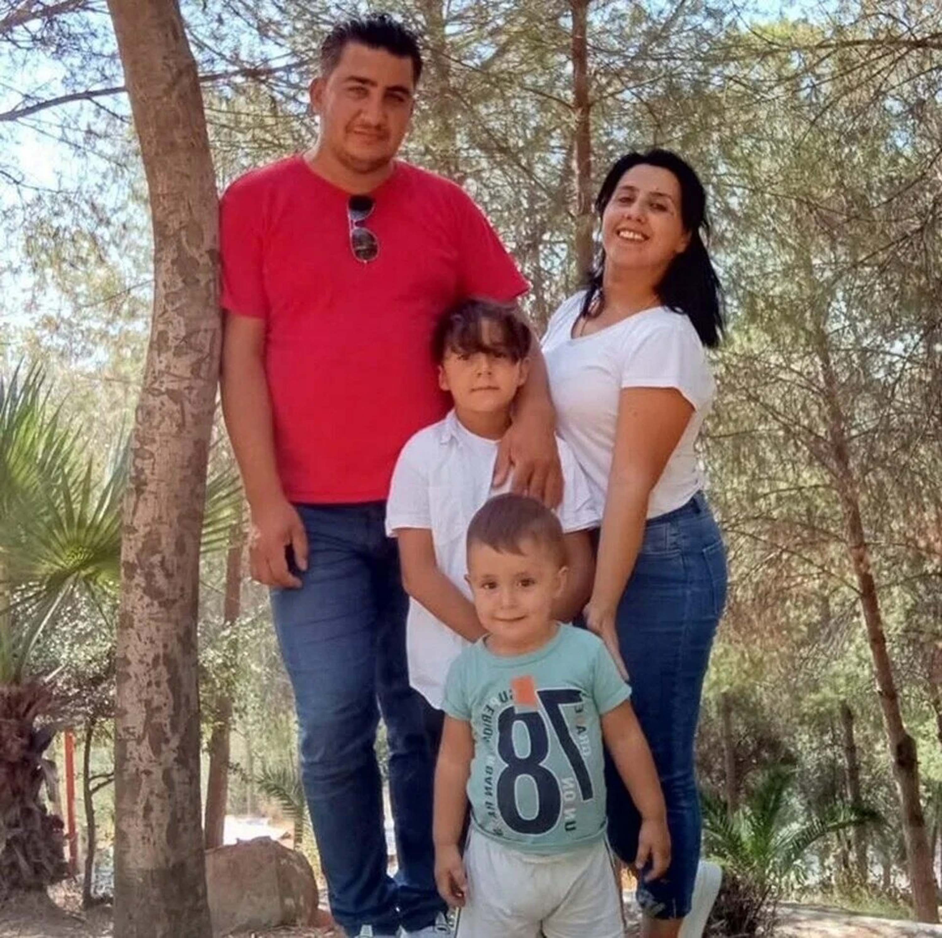 Aydın'da eşi ve 2 çocuğunun öldüğü yangına ilişkin tutuklanan itfaiye eri cezaevinde intihar etti - Görsel 1