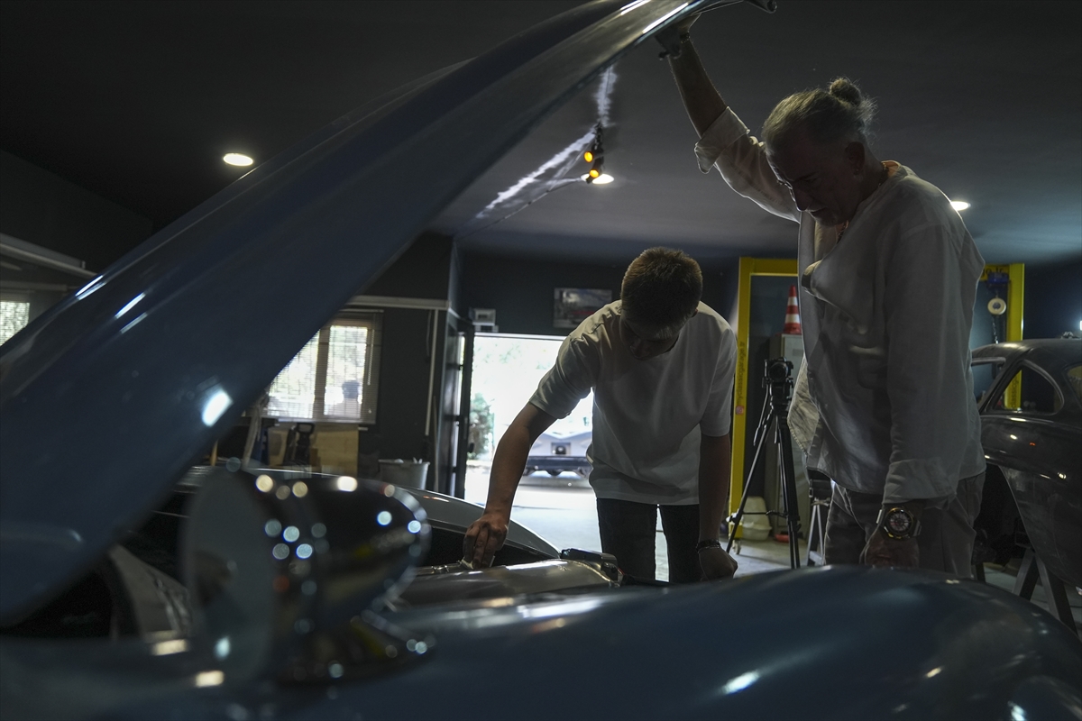 1954 model otomobil, çağın teknolojisiyle yeniden yollara çıkmaya hazırlanıyor - Görsel 3