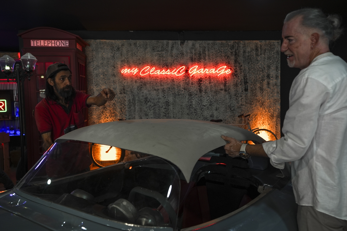 1954 model otomobil, çağın teknolojisiyle yeniden yollara çıkmaya hazırlanıyor - Görsel 6