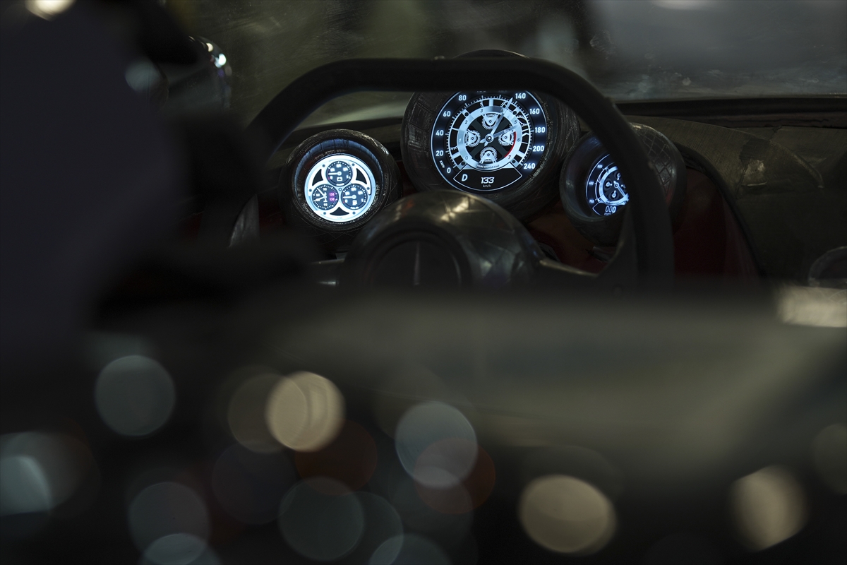 1954 model otomobil, çağın teknolojisiyle yeniden yollara çıkmaya hazırlanıyor - Görsel 12