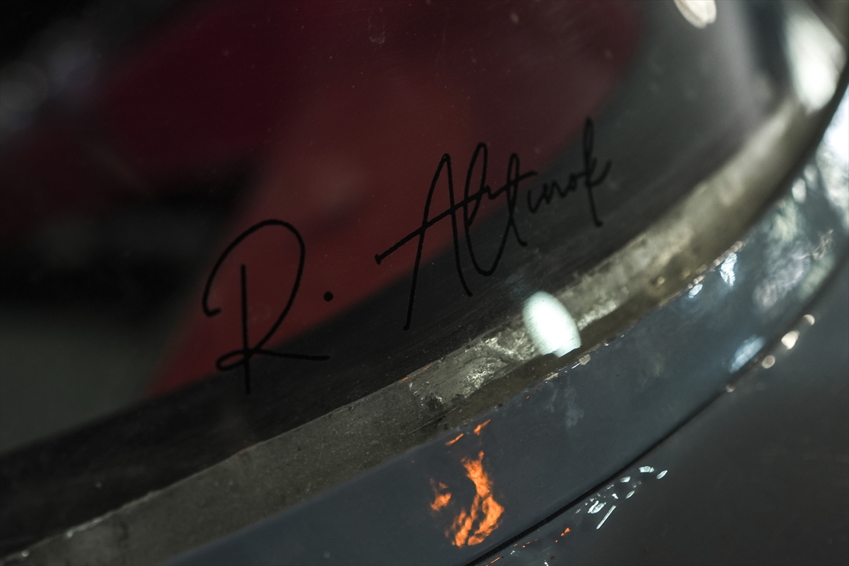 1954 model otomobil, çağın teknolojisiyle yeniden yollara çıkmaya hazırlanıyor - Görsel 13