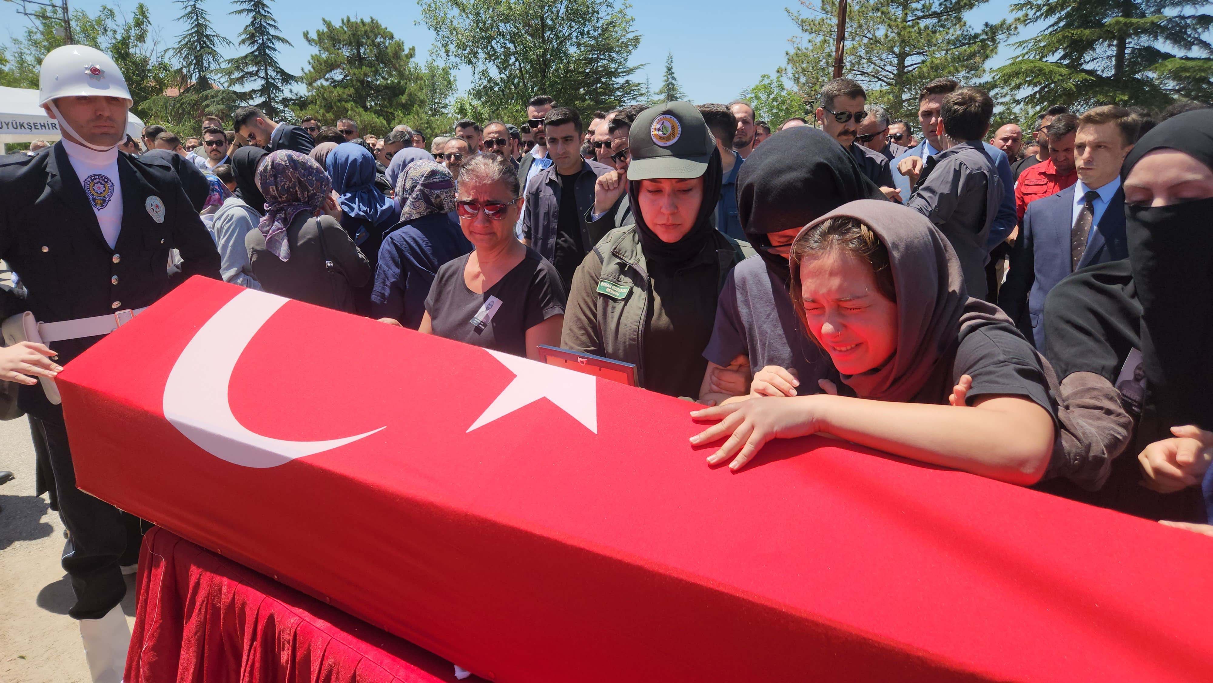 KONYA - Şehit AKUT gönüllüsü Muharrem Can için cenaze töreni düzenlendi - Görsel 2