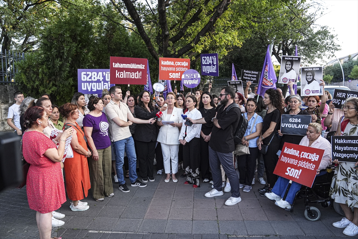 CHP Kadın Kolları, kadın cinayetlerini protesto etti - Görsel 4