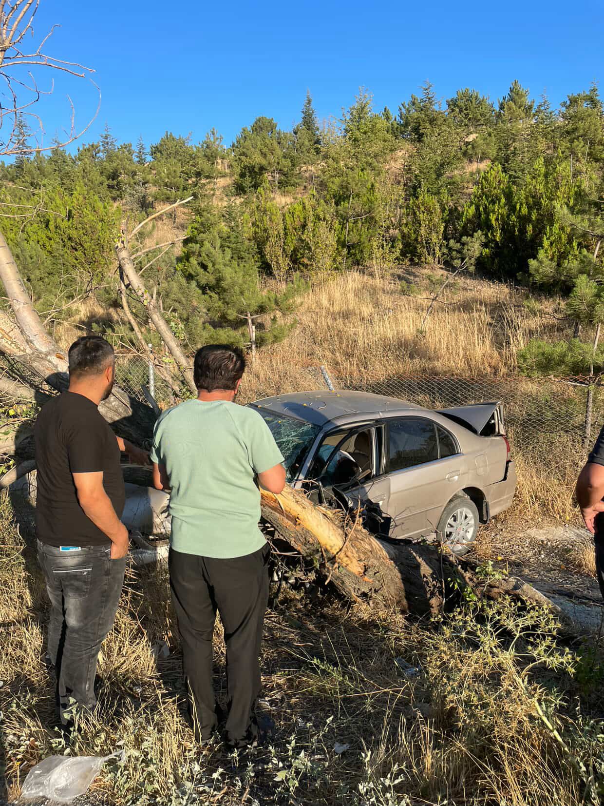 Uzman Çavuş, trafik kazasında hayatını kaybetti - Görsel 2
