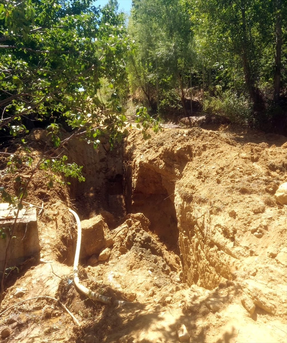 Konya'da toprak altında kalan kişi hayatını kaybetti - Görsel 1