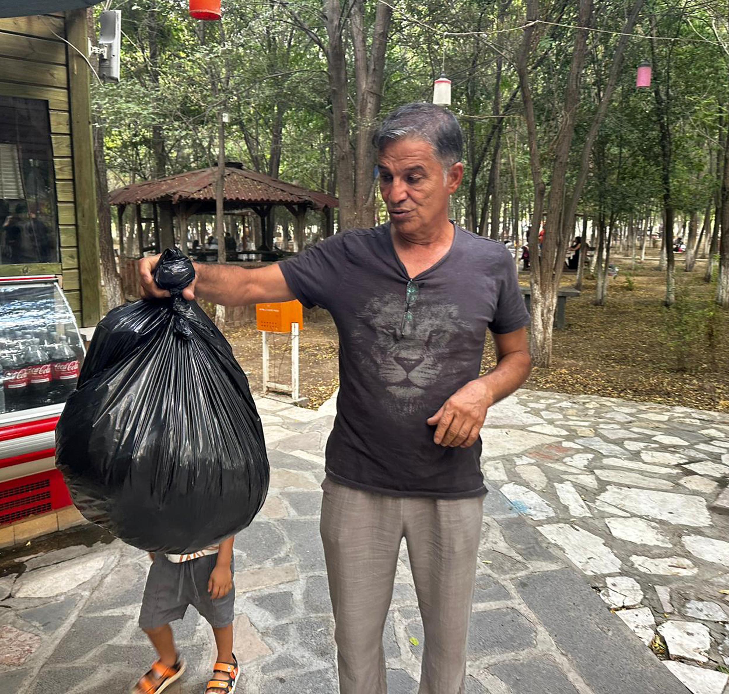 Iğdır- Kent ormanında kampanya: Çöpünü topla, giriş ve hizmet ücreti ödeme  - Görsel 5