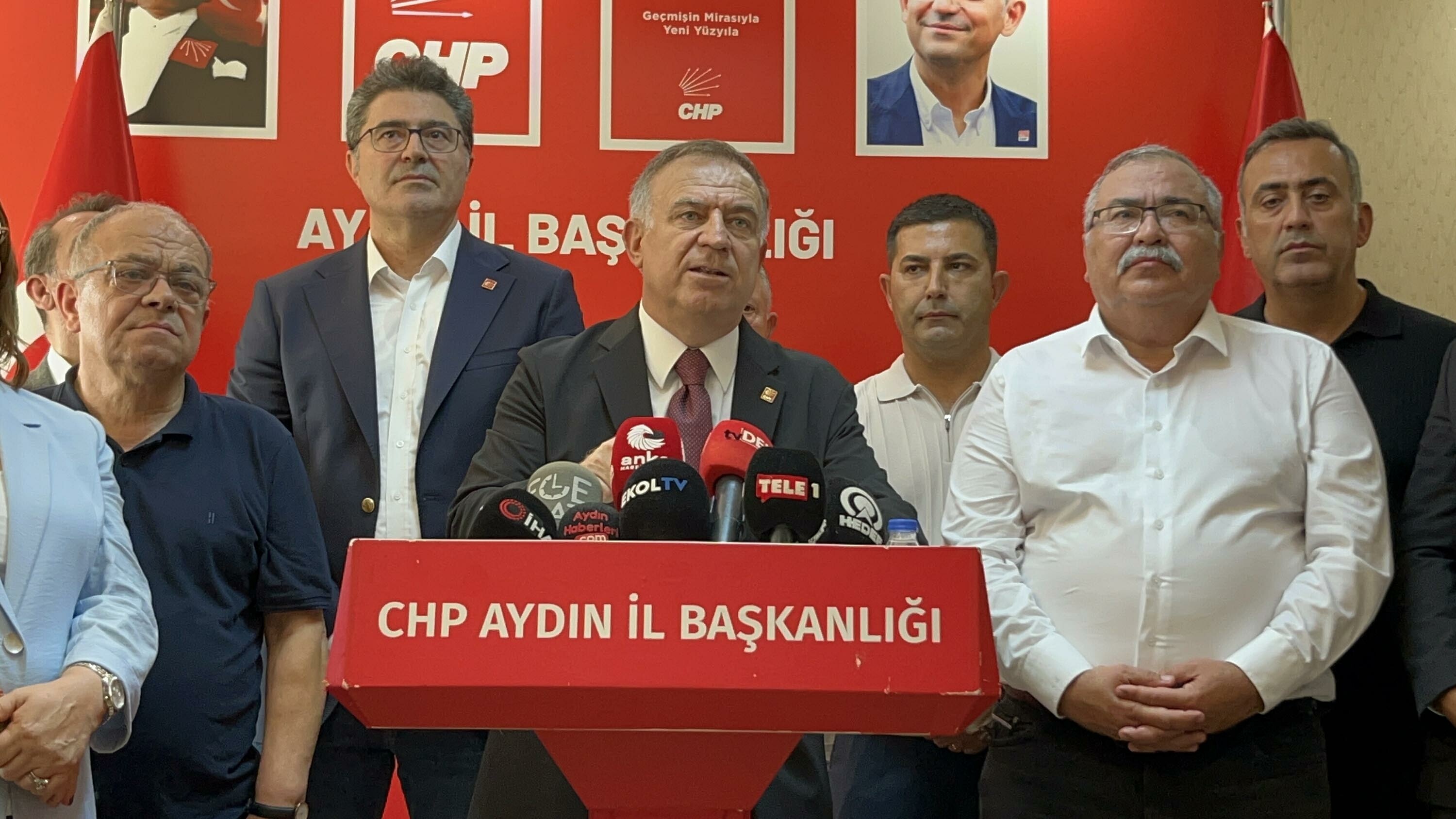CHP'li Zeybek: Özlem Çerçioğlu AK Parti'ye geçecek - Görsel 1