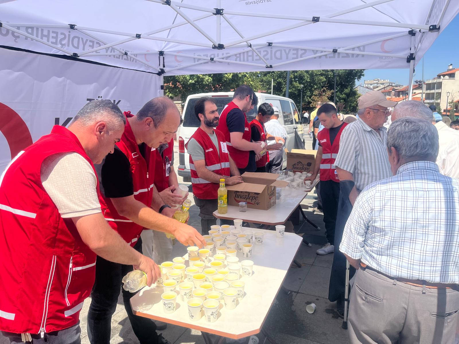 Seydişehir Kızılaydan Cuma İkramı - Görsel 8