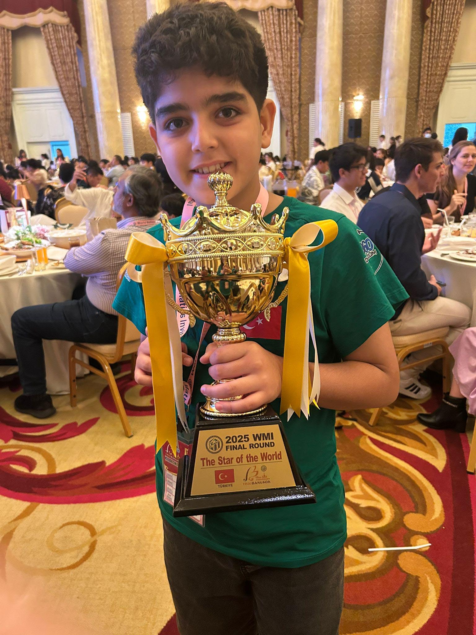 Matematik yarışmasında Türkiye'yi temsil eden Ezel Ali, dünya 3'üncüsü oldu - Görsel 3