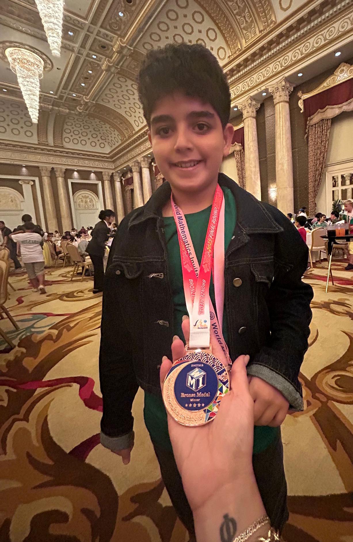 Matematik yarışmasında Türkiye'yi temsil eden Ezel Ali, dünya 3'üncüsü oldu - Görsel 4