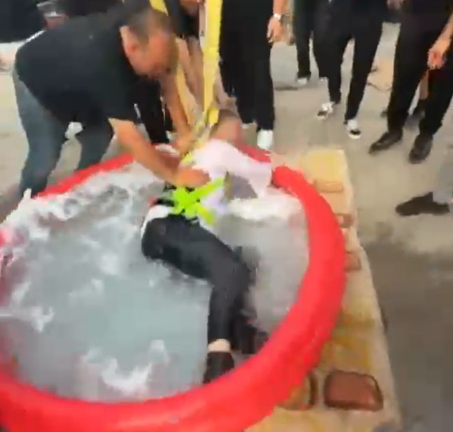 Damadı vinçle havaya kaldırıp, çiftetelli oynattılar - Görsel 7