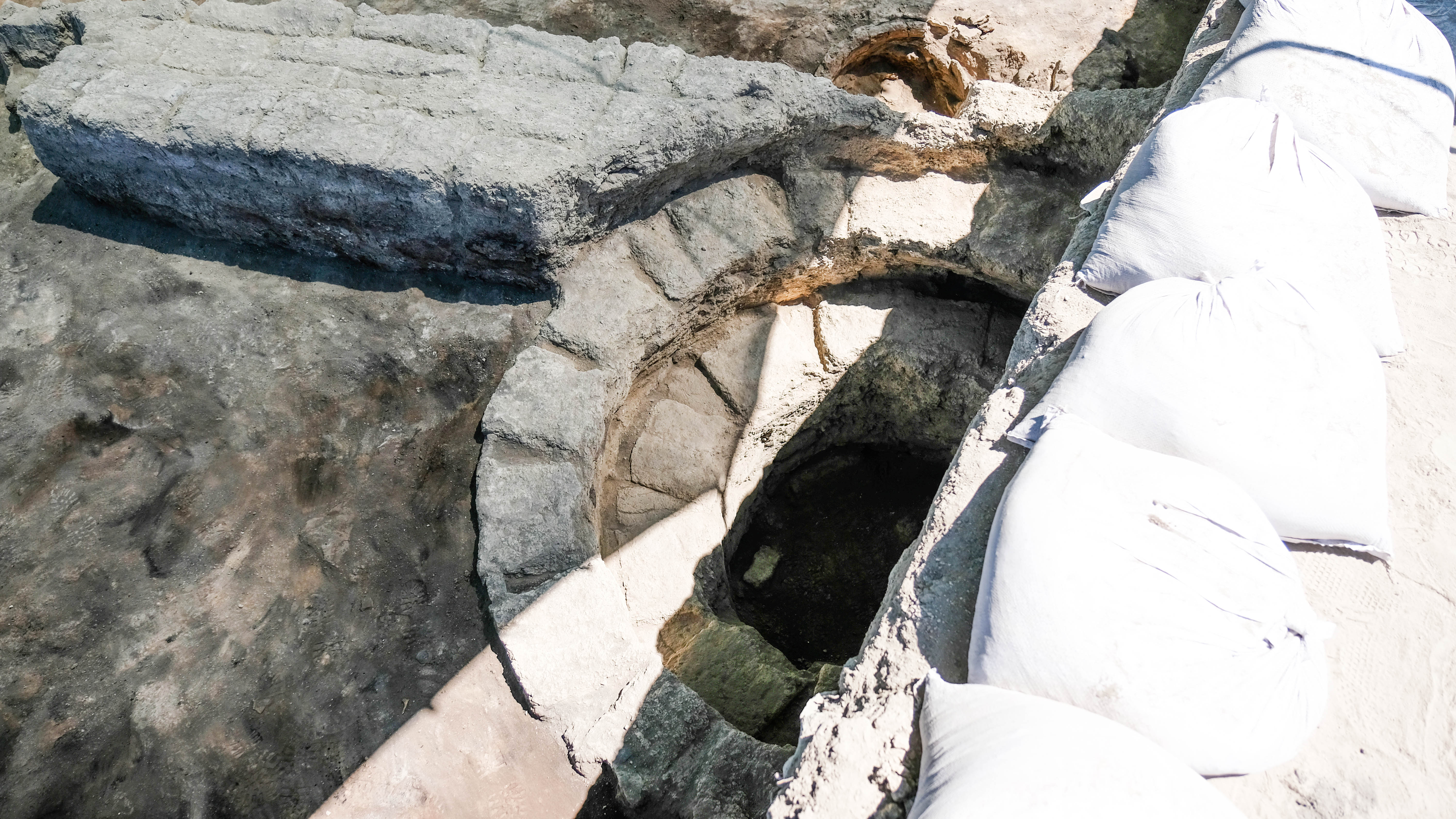 Konya Türkmen Karahöyük kazısında buluntular heyecan uyandırdı - Görsel 12