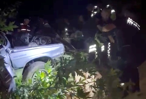 Adana'da otomobil uçuruma yuvarlandı: 5 ölü - Görsel 4