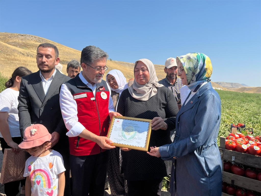 Bakan Yumaklı: Pestisiti azaltma yönünde özellikle kararlıyız - Görsel 2