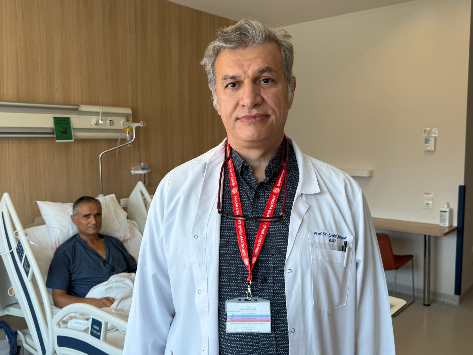 Kalbi durdurulmadan yapılan kapalı baypas ile 1 günde sağlığına kavuştu - Görsel 4