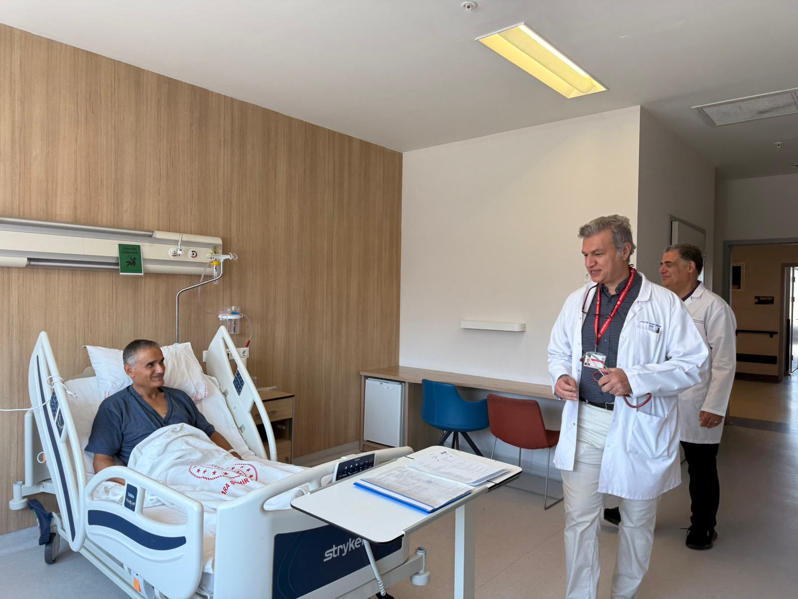 Kalbi durdurulmadan yapılan kapalı baypas ile 1 günde sağlığına kavuştu - Görsel 5