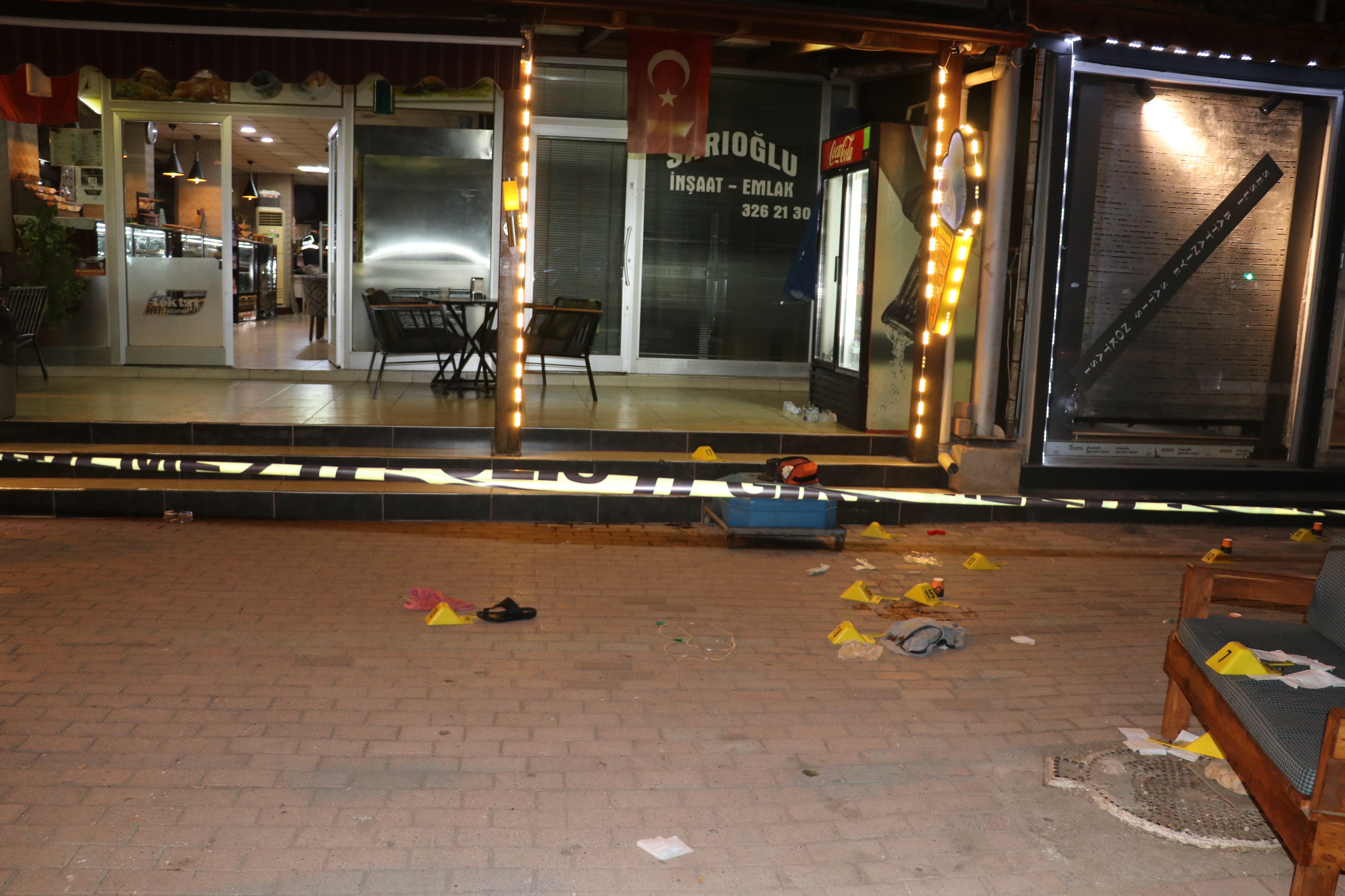 Antalya - Oda Başkanı'nın, kadın personeli ile eski nişanlısını öldürdüğü olay kamerada - Görsel 1