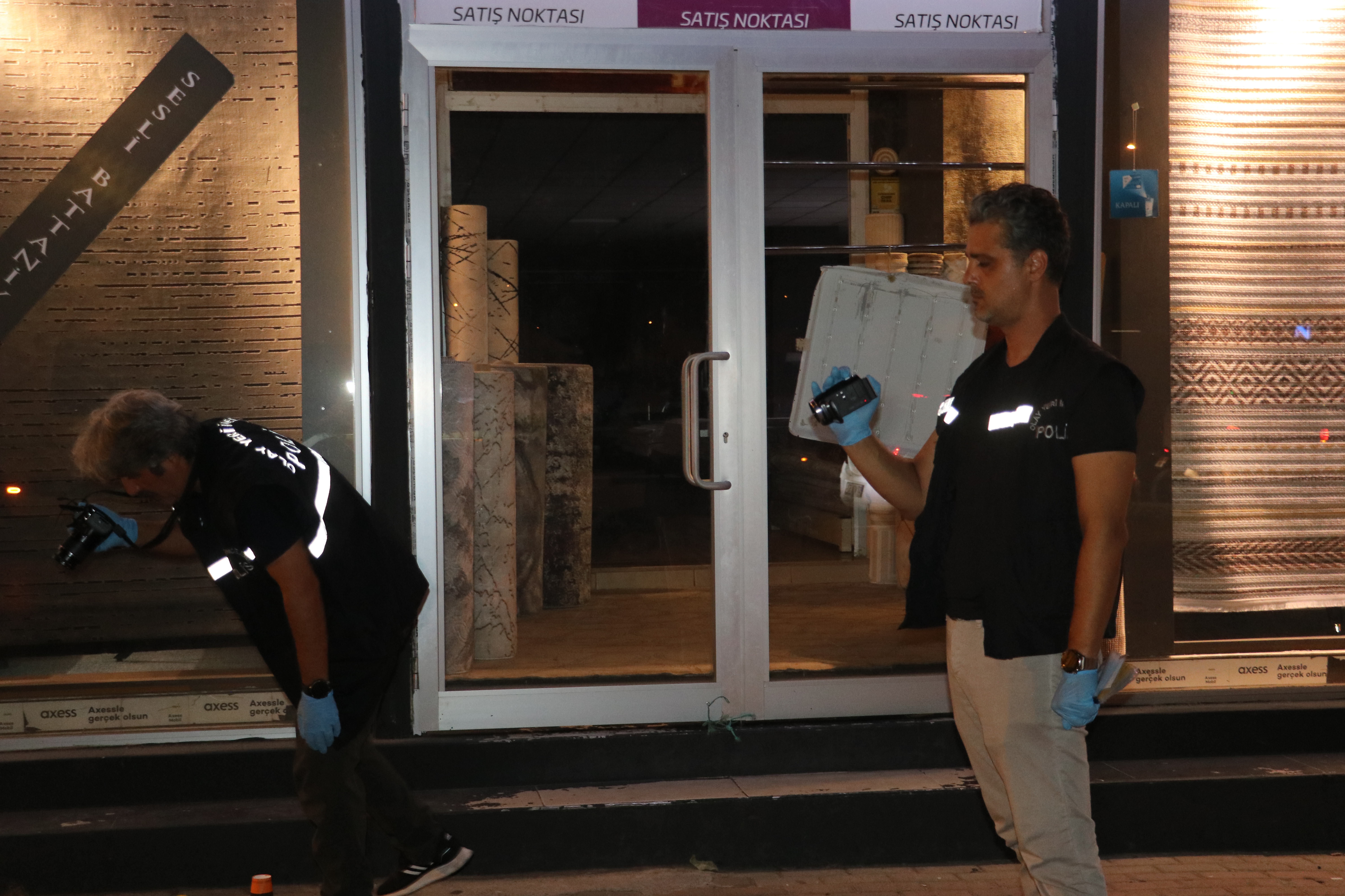 Antalya - Oda Başkanı'nın, kadın personeli ile eski nişanlısını öldürdüğü olay kamerada - Görsel 4