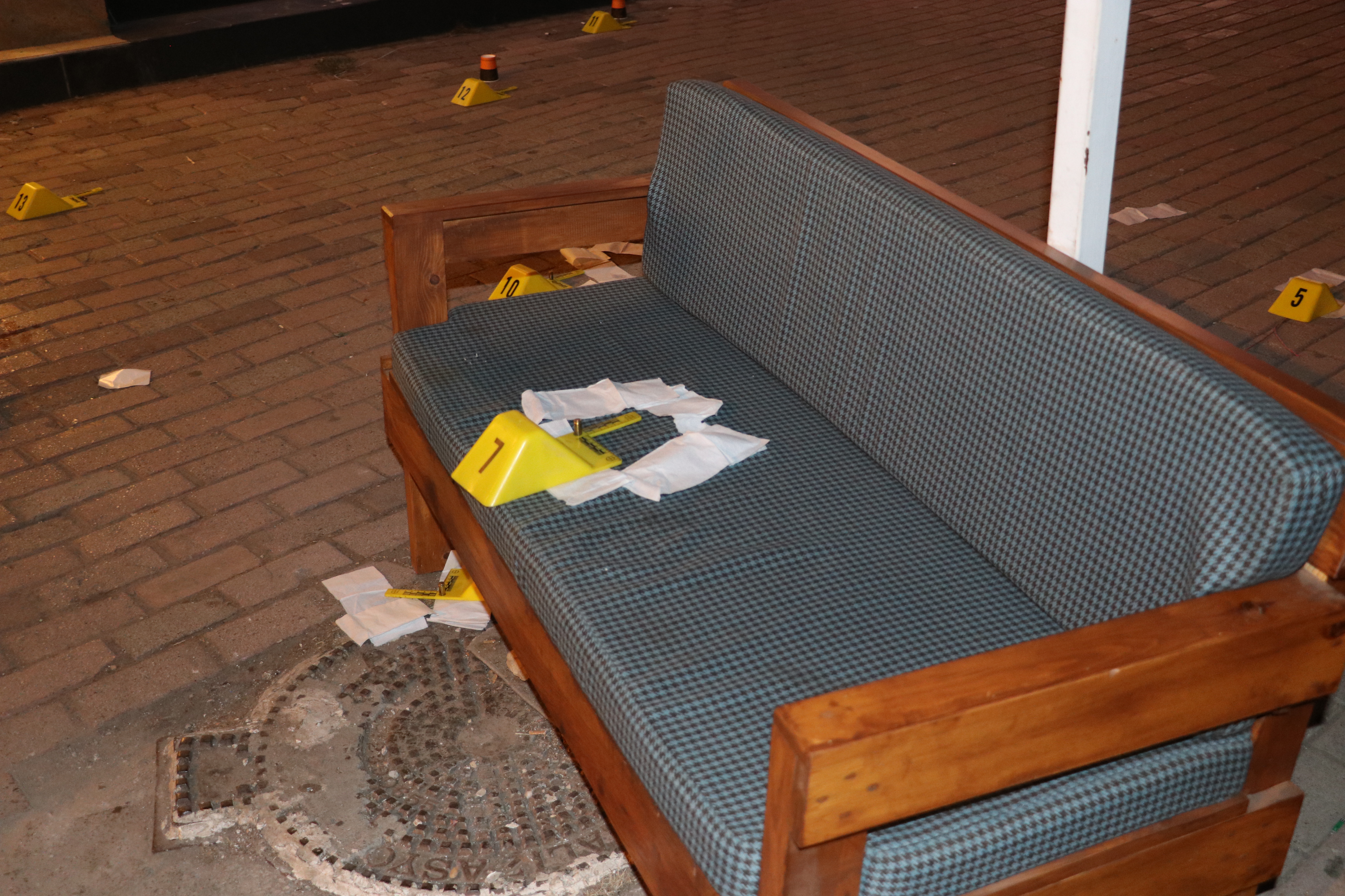 Antalya - Oda Başkanı'nın, kadın personeli ile eski nişanlısını öldürdüğü olay kamerada - Görsel 8