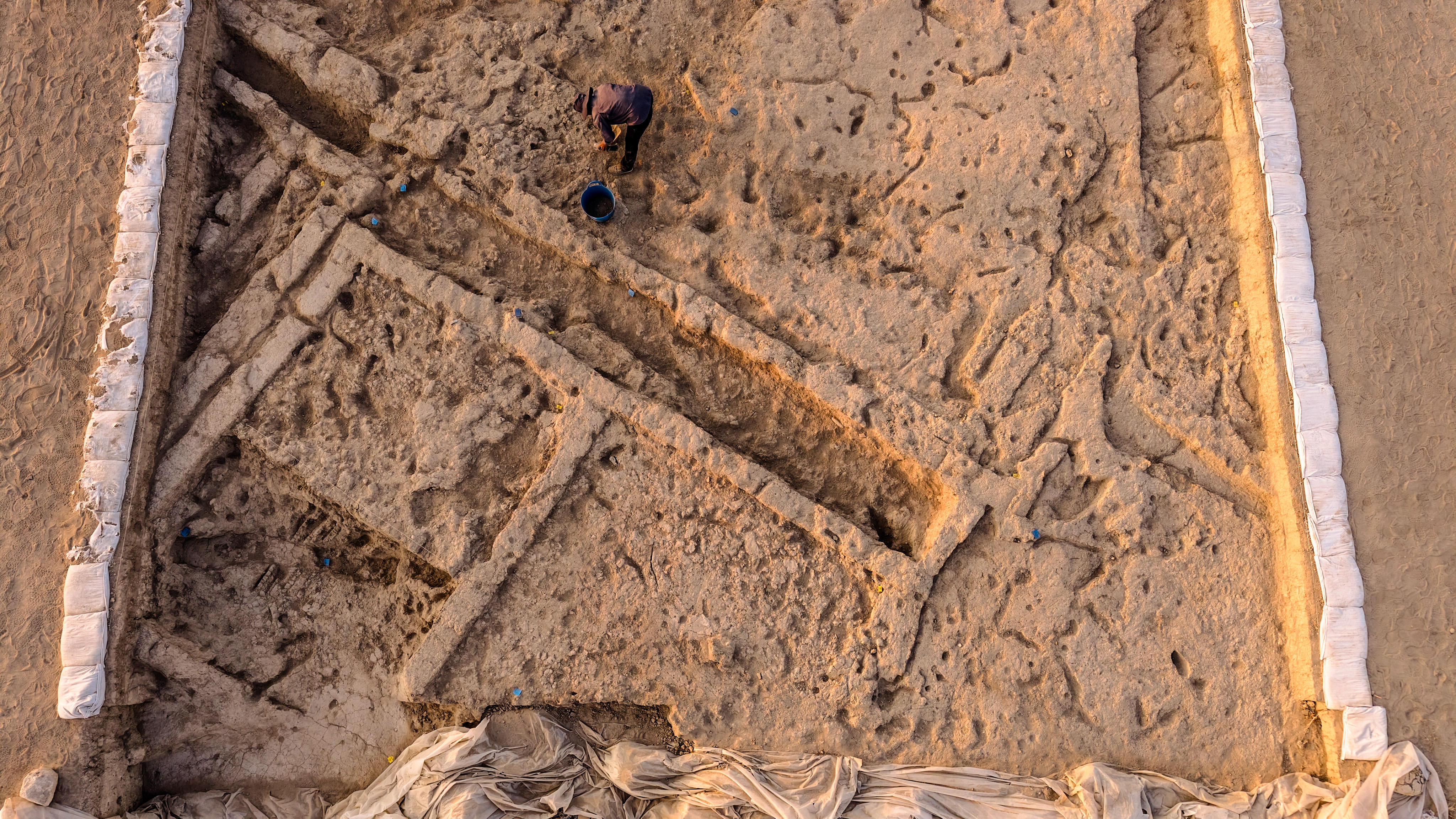 Neolitik Çağ'ın ilk sokaklarından biri Canhasan'da bulundu - Görsel 1
