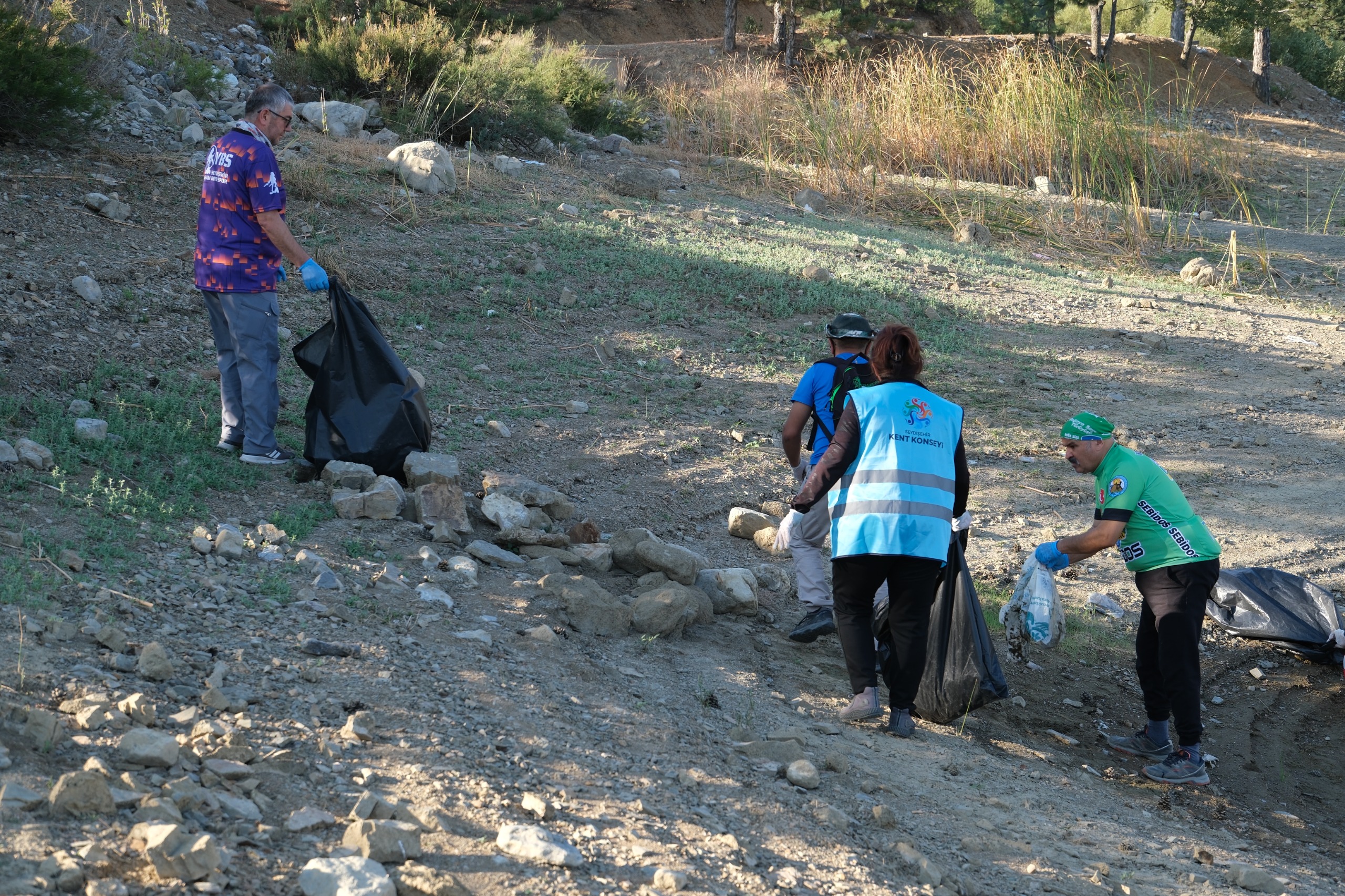 GÖKÇEHÜYÜK BARAJINDA ÇEVRE TEMİZLİĞİ - Görsel 2