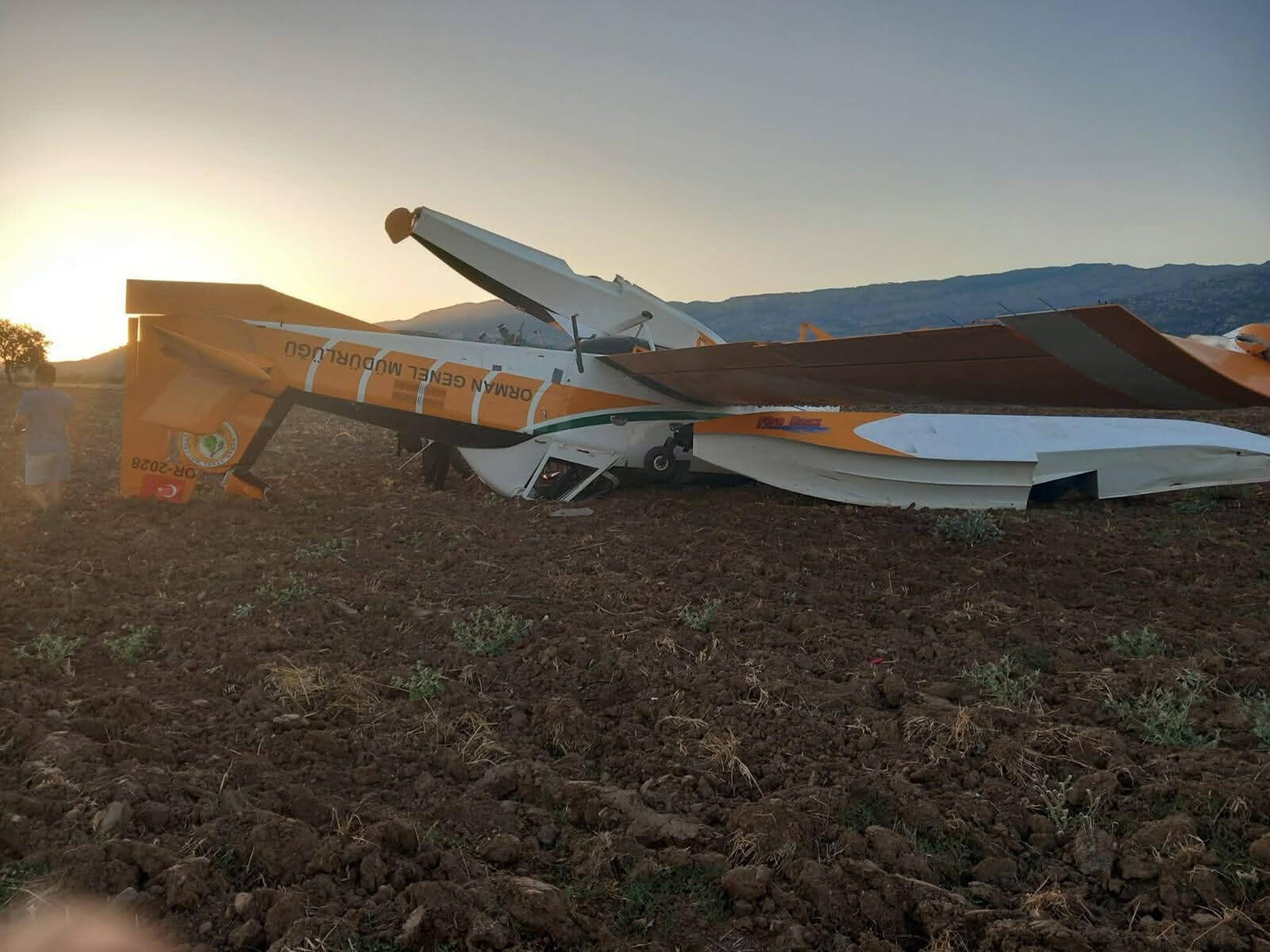 Aydın- Yangına müdahale eden uçak kaza kırıma uğradı  - Görsel 3