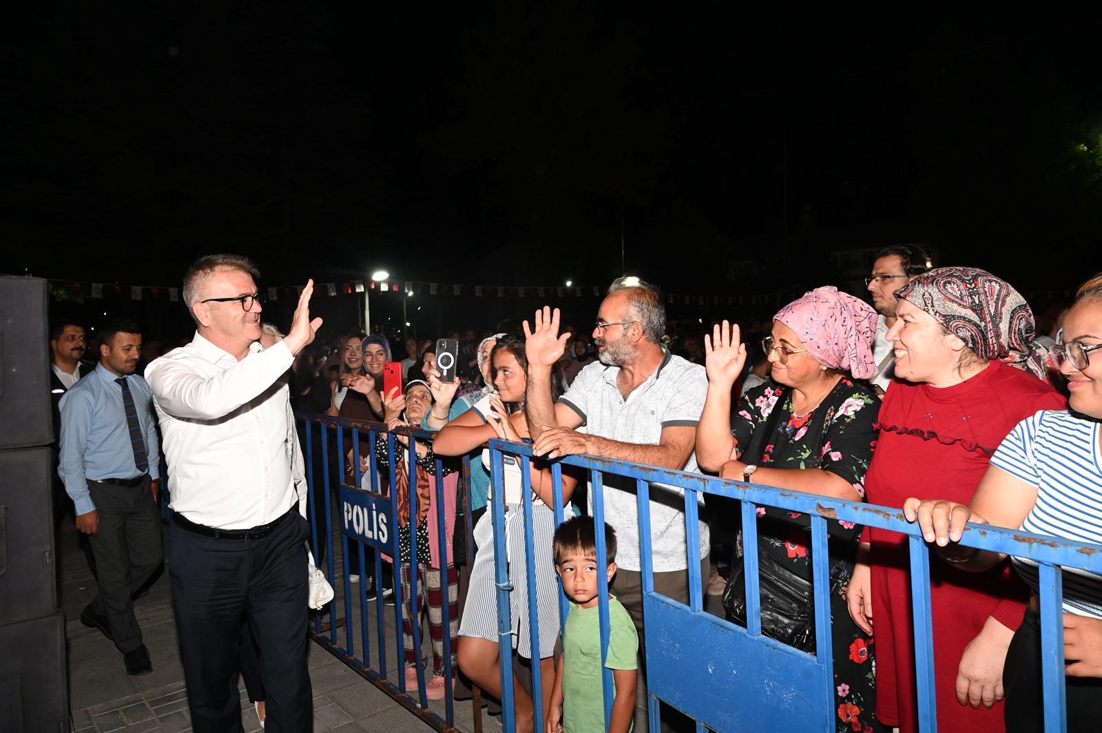 SEYDİŞEHİR BELEDİYESİ TARAFINDAN GERÇEKLEŞTİRİLEN 30 AĞUSTOS ZAFER BAYRAMI KUTLAMALARI BAŞLADI - Görsel 6