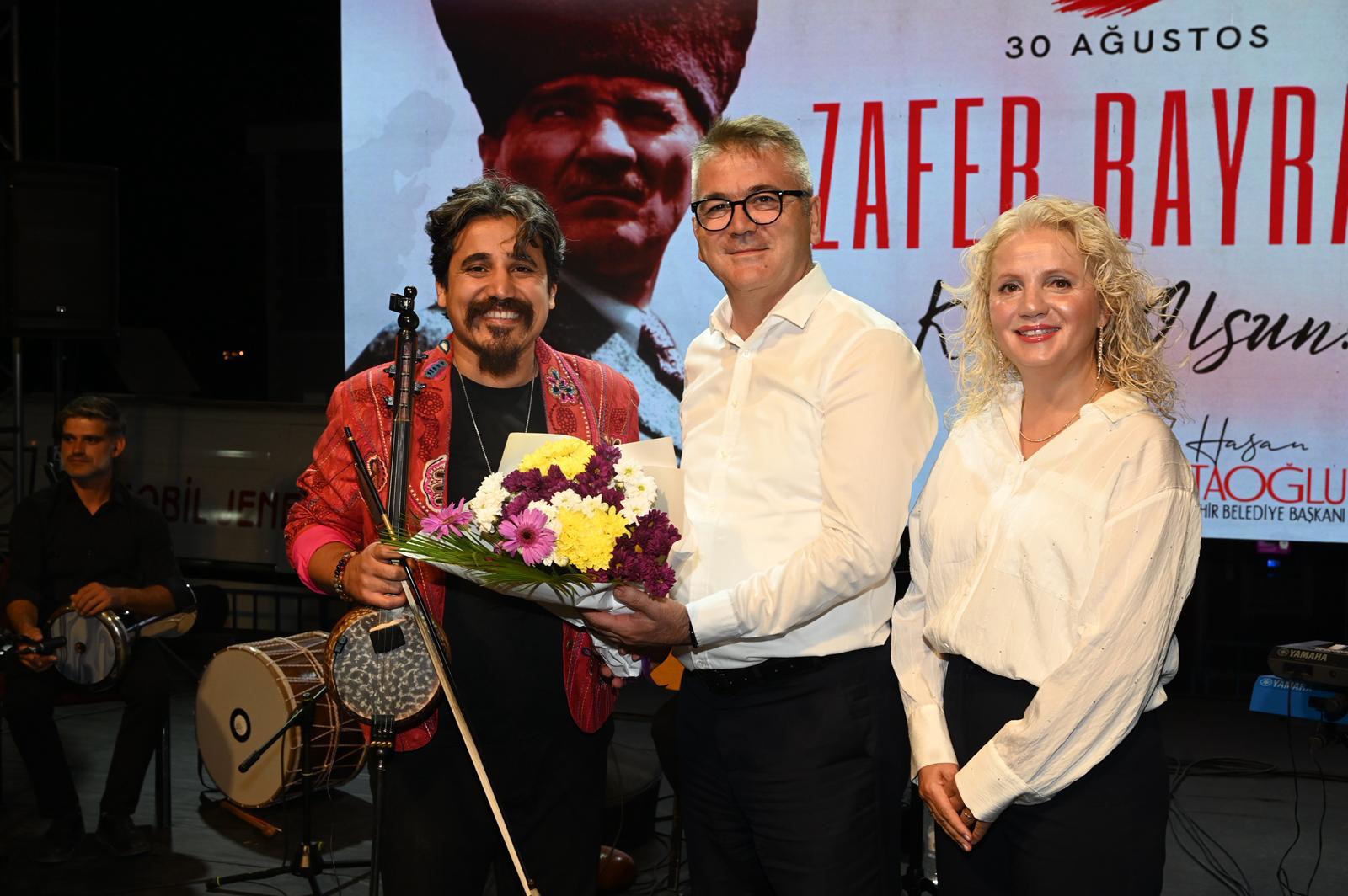 SEYDİŞEHİR BELEDİYESİ TARAFINDAN GERÇEKLEŞTİRİLEN 30 AĞUSTOS ZAFER BAYRAMI KUTLAMALARI BAŞLADI - Görsel 10