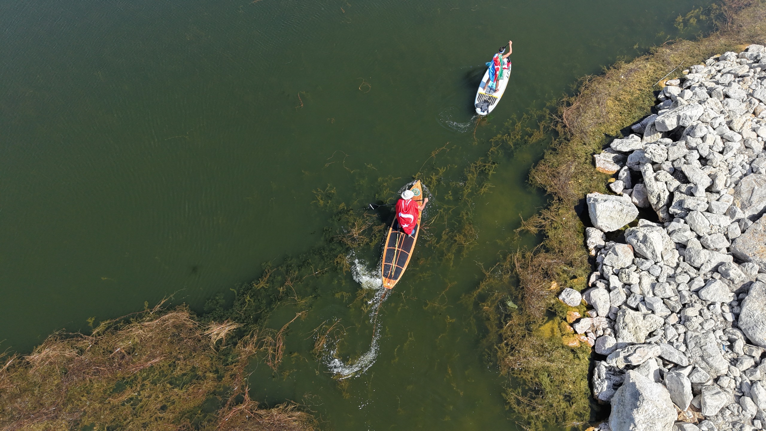 ‘İki devlet bir can Türkiye-Azerbaycan’ sloganıyla Beyşehir Gölü için kürek çektiler - Görsel 7