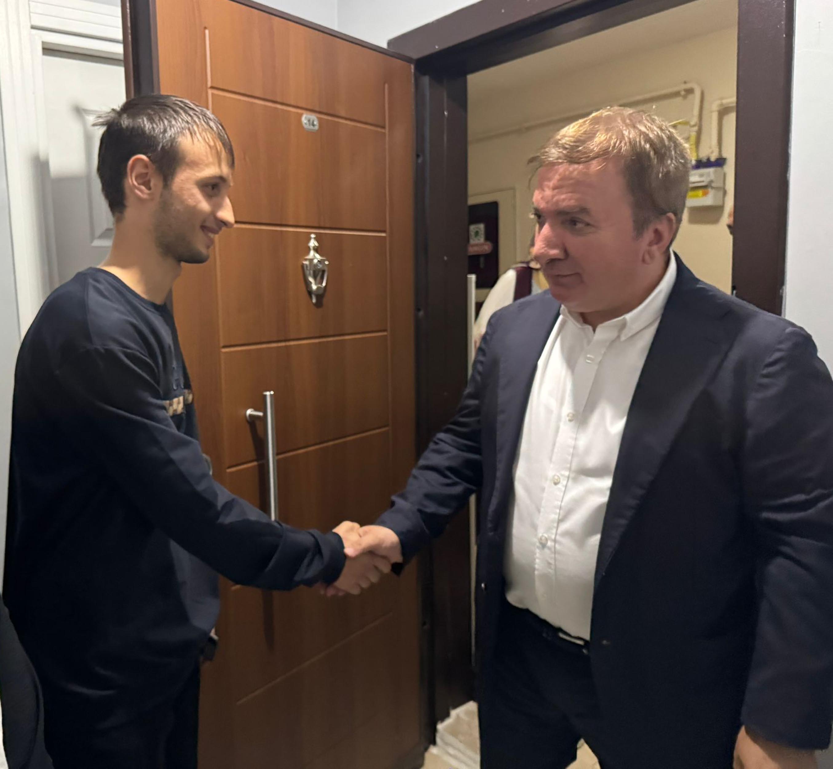 Kübra öğretmen gözyaşlarıyla anlattı; Vali Aydoğdu öğrenci için duyarsız kalmadı - Görsel 5