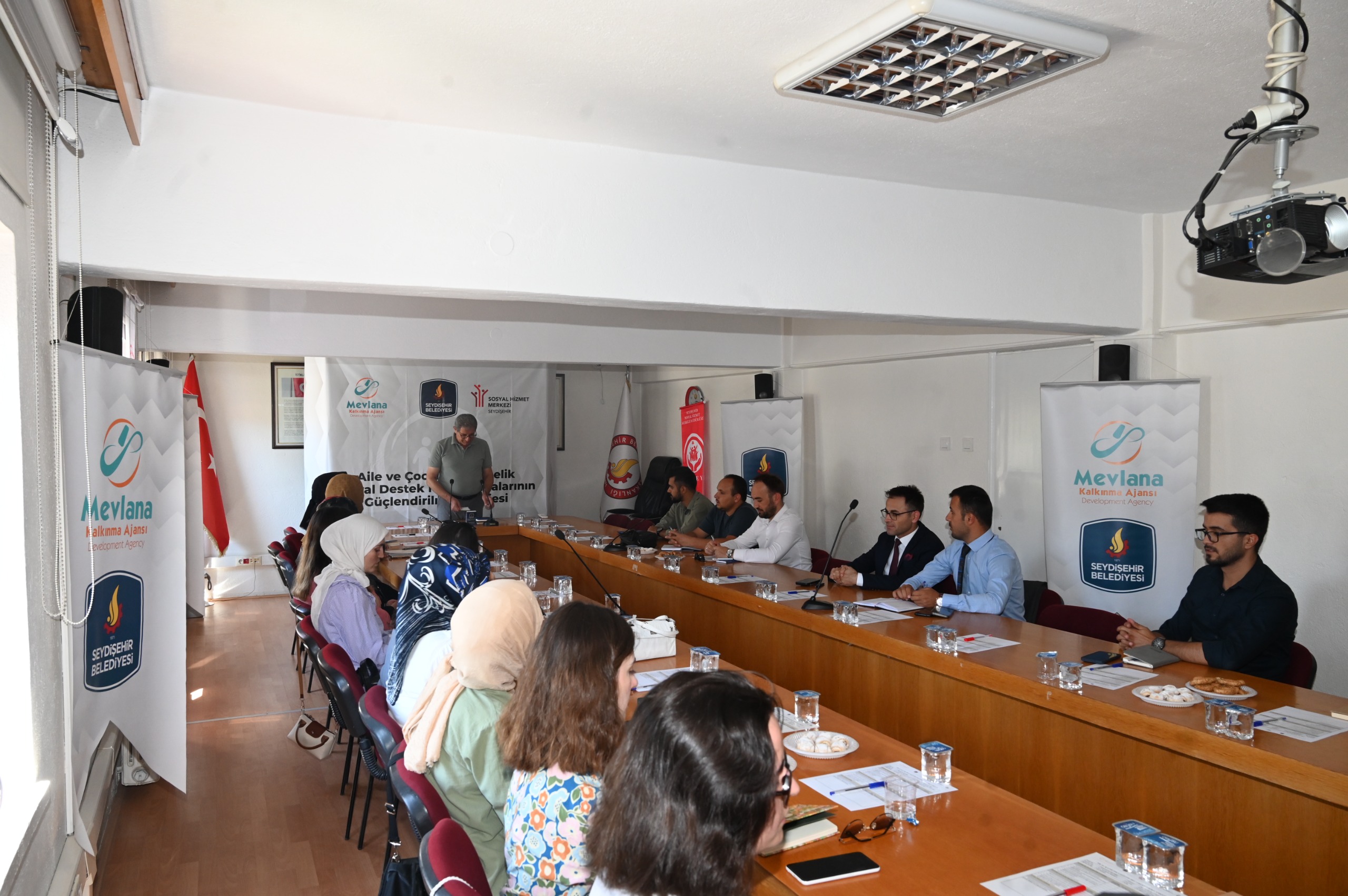 SEYDİŞEHİR’DE “AİLE VE ÇOCUKLARA YÖNELİK SOSYAL DESTEK MEKANİZMALARININ GÜÇLENDİRİLMESİ” PROJESİ BAŞLADI - Görsel 10