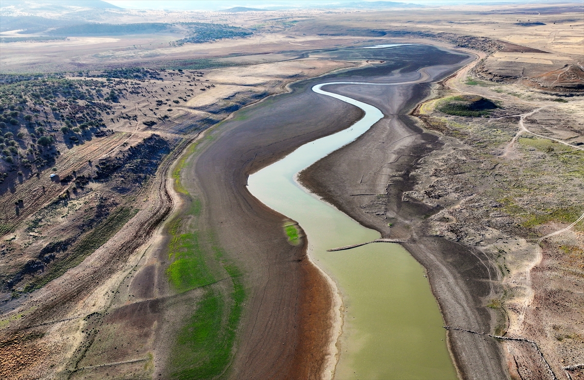 KONYA - Kuraklığın etkisiyle su kaynakları dip seviyeleri gördü - Görsel 20