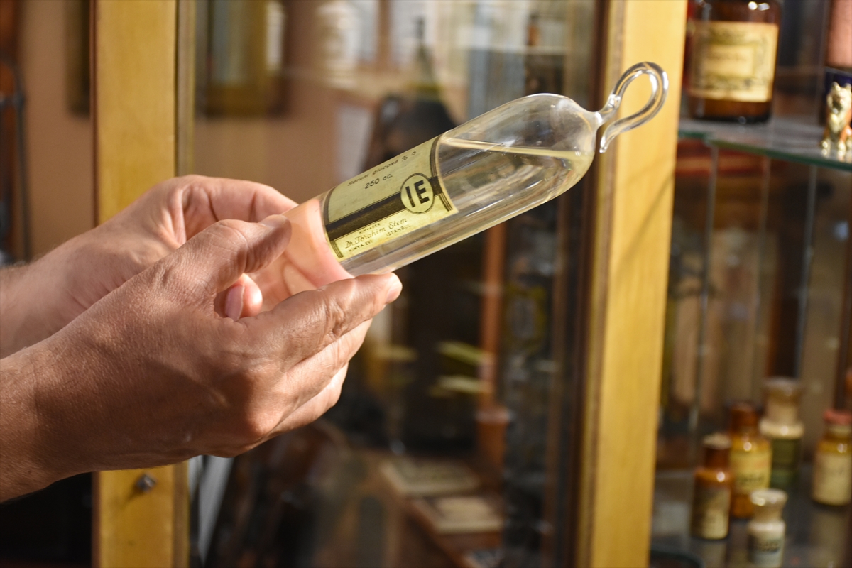 Konya'da bir eczacı, mesleğiyle ilgili binlerce parçadan oluşan koleksiyon oluşturdu - Görsel 7