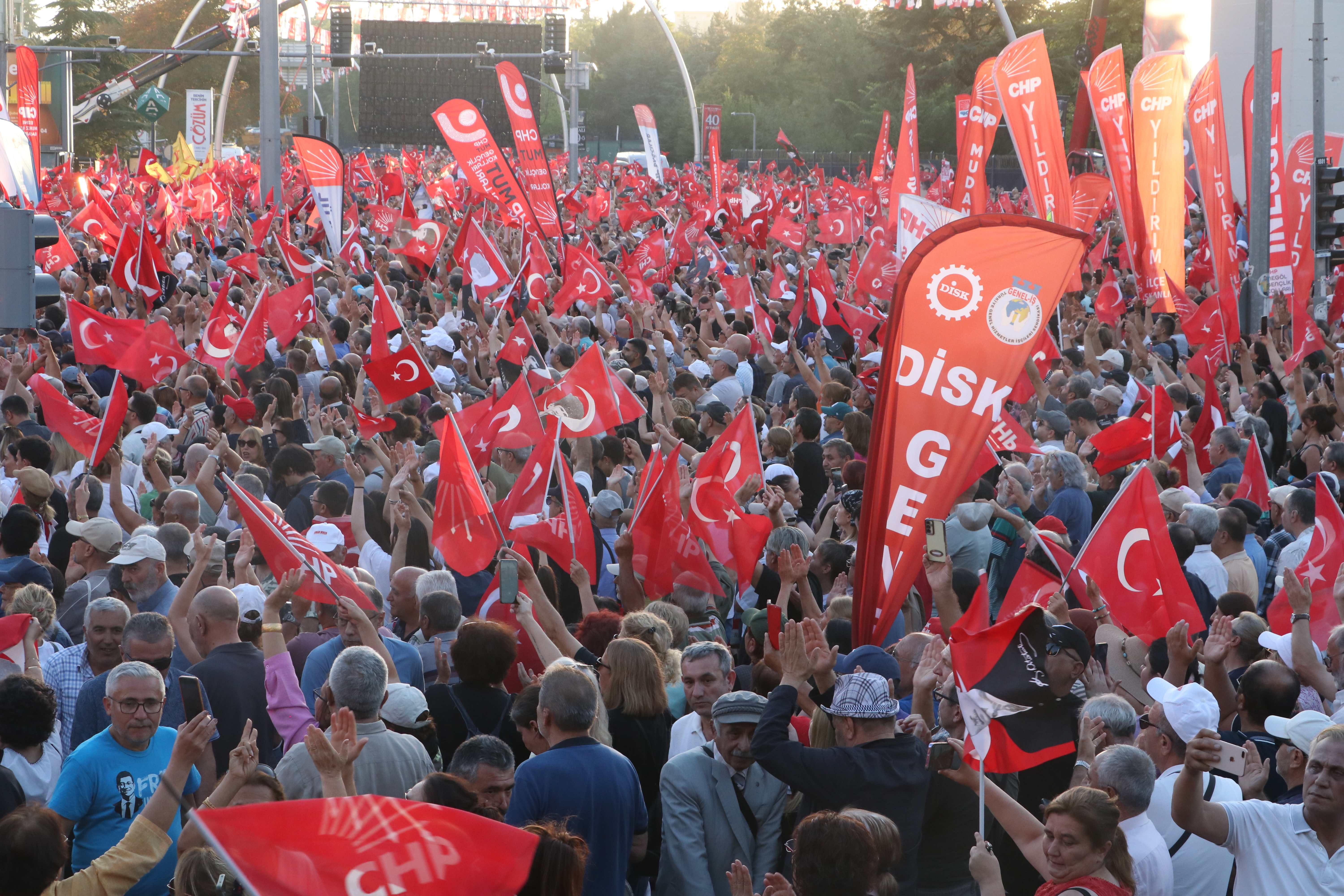 CHP Genel Başkanı Özel, partisinin Ankara'daki mitinginde konuştu: - Görsel 2