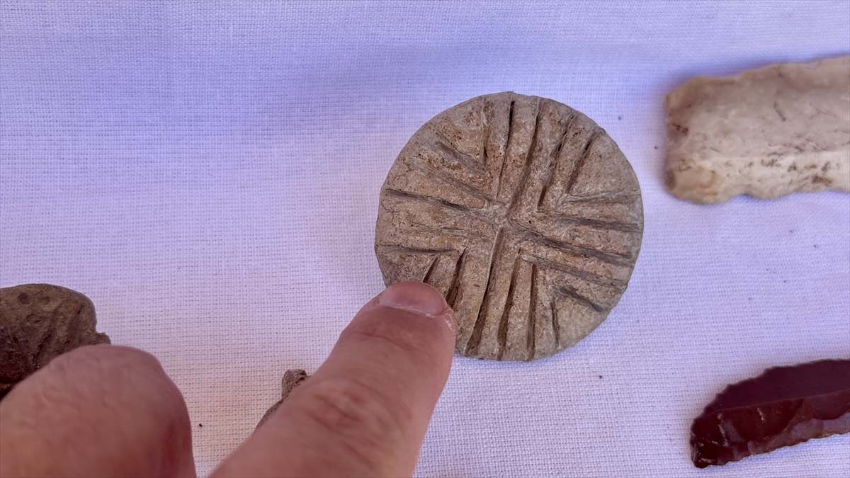 Seydişehir'de  yaklaşık 5 bin yıllık "insan yüzlü" çömlek parçası bulundu - Görsel 8