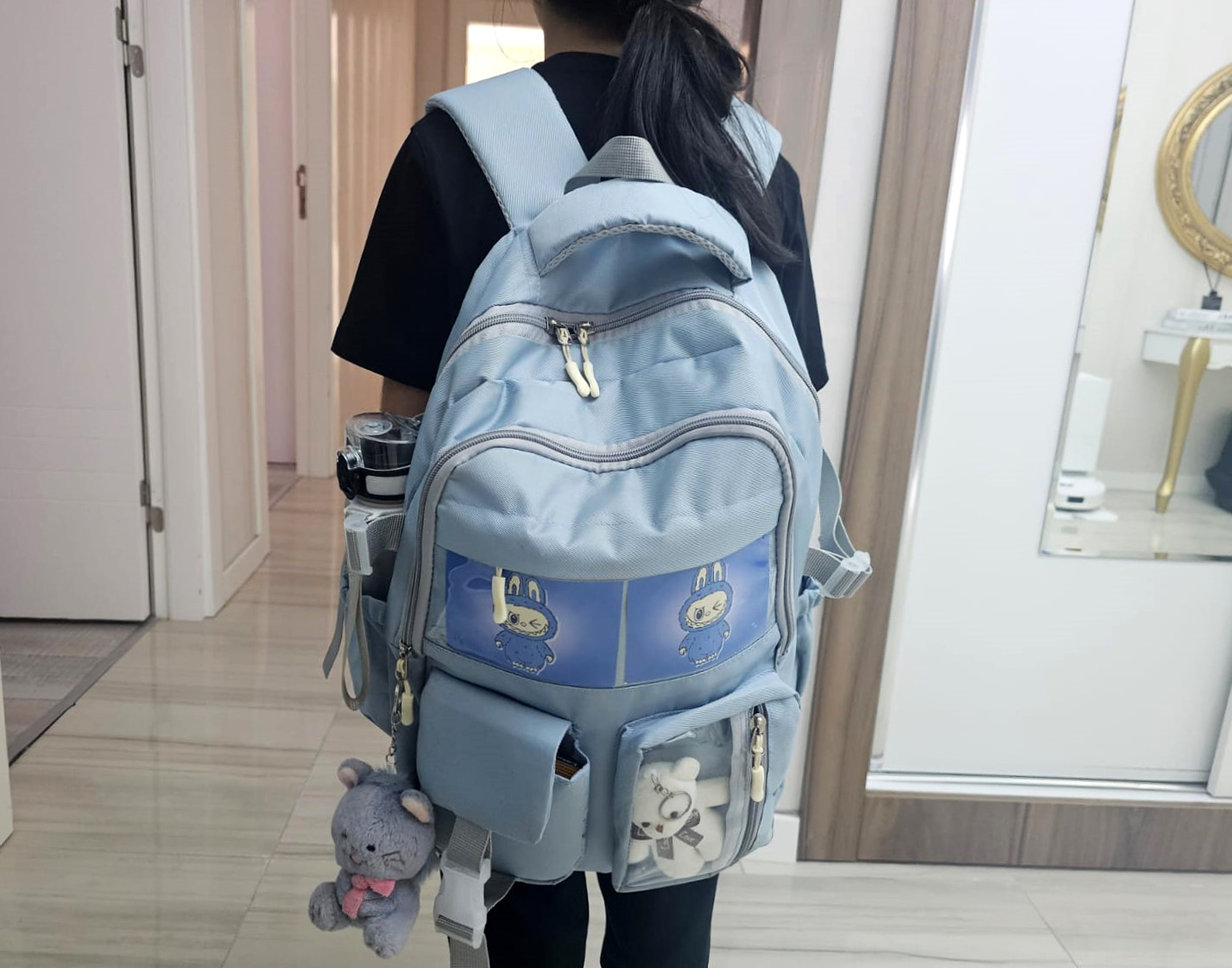 Ağır okul çantaları skolyozu tetikliyor; ağrılar kronikleşiyor - Görsel 1