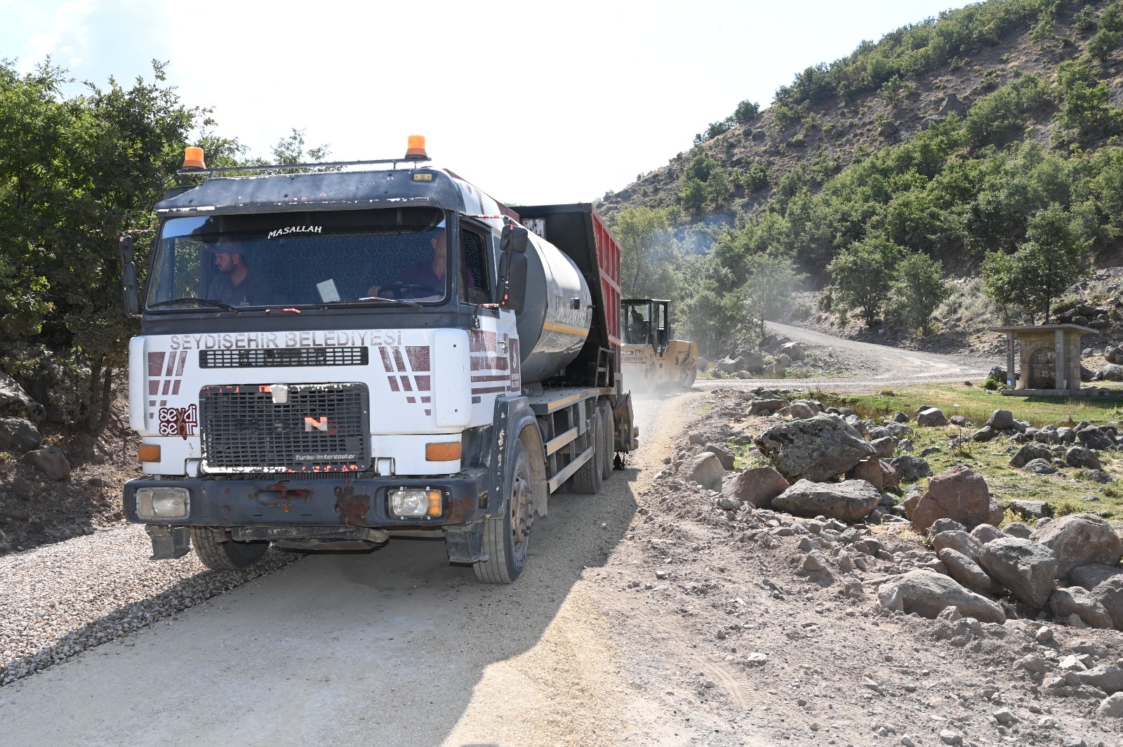 KETENLİ MAHALLESİNDE SOĞUK ASFALT ÇALIŞMALARI BAŞLADI - Görsel 1